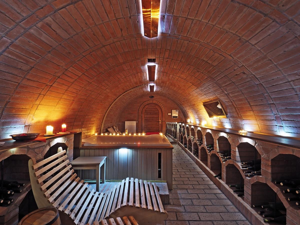 Hotel Vinohrad Milotice Bagian luar foto